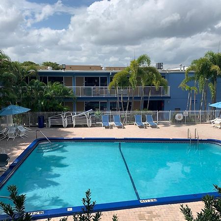 Rodeway Inn & Suites Fort Lauderdale Airport & Cruise Port Εξωτερικό φωτογραφία