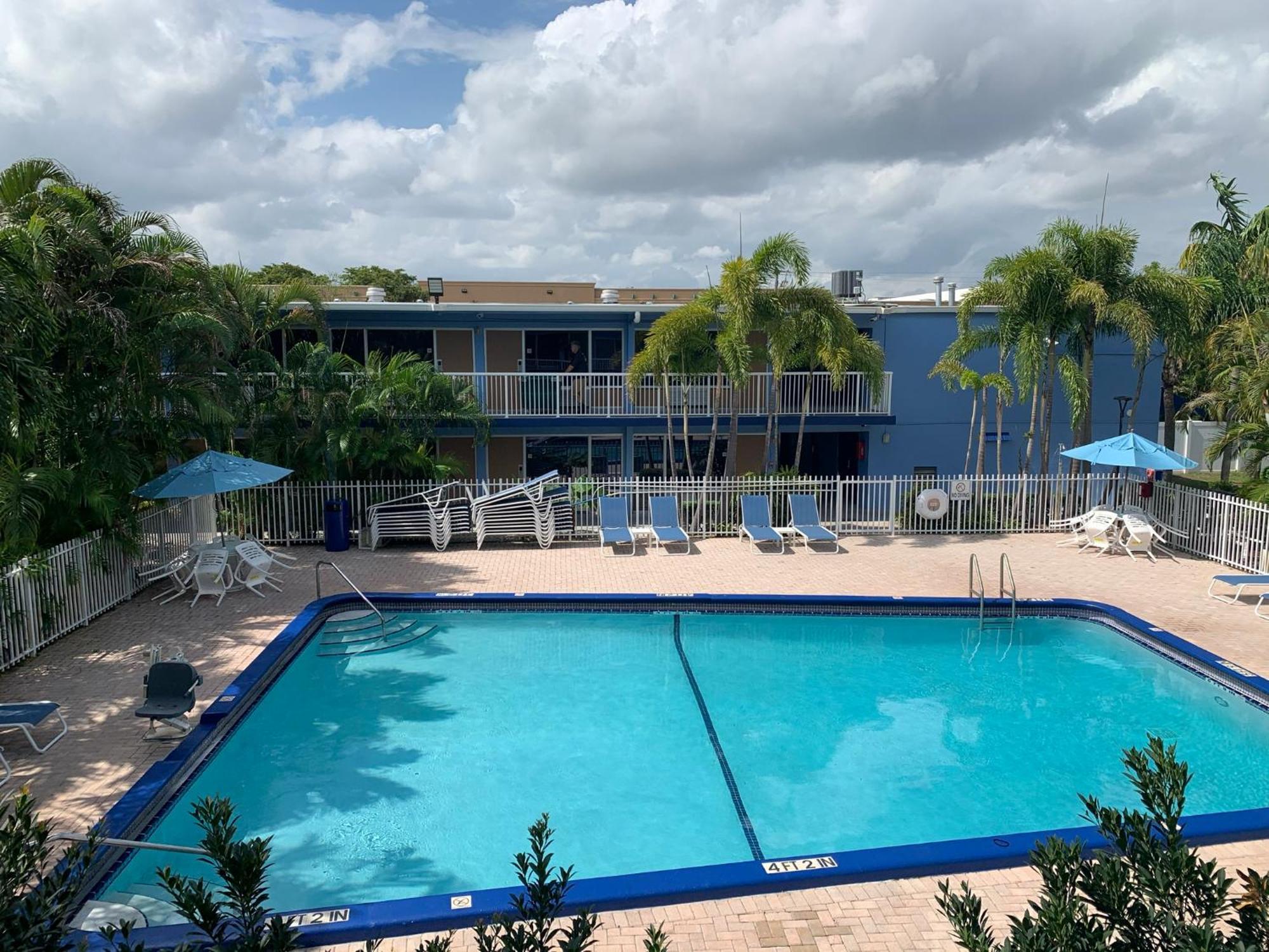 Rodeway Inn & Suites Fort Lauderdale Airport & Cruise Port Εξωτερικό φωτογραφία
