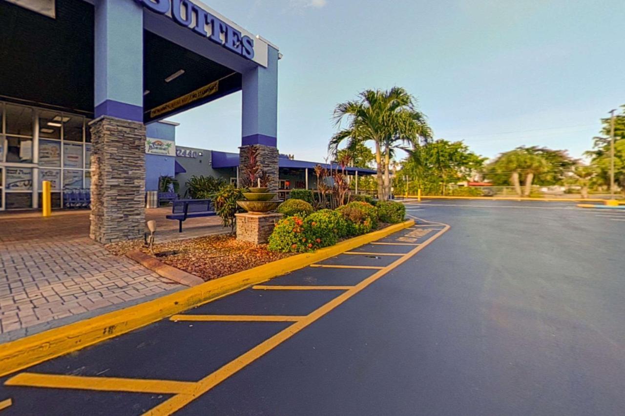 Rodeway Inn & Suites Fort Lauderdale Airport & Cruise Port Εξωτερικό φωτογραφία