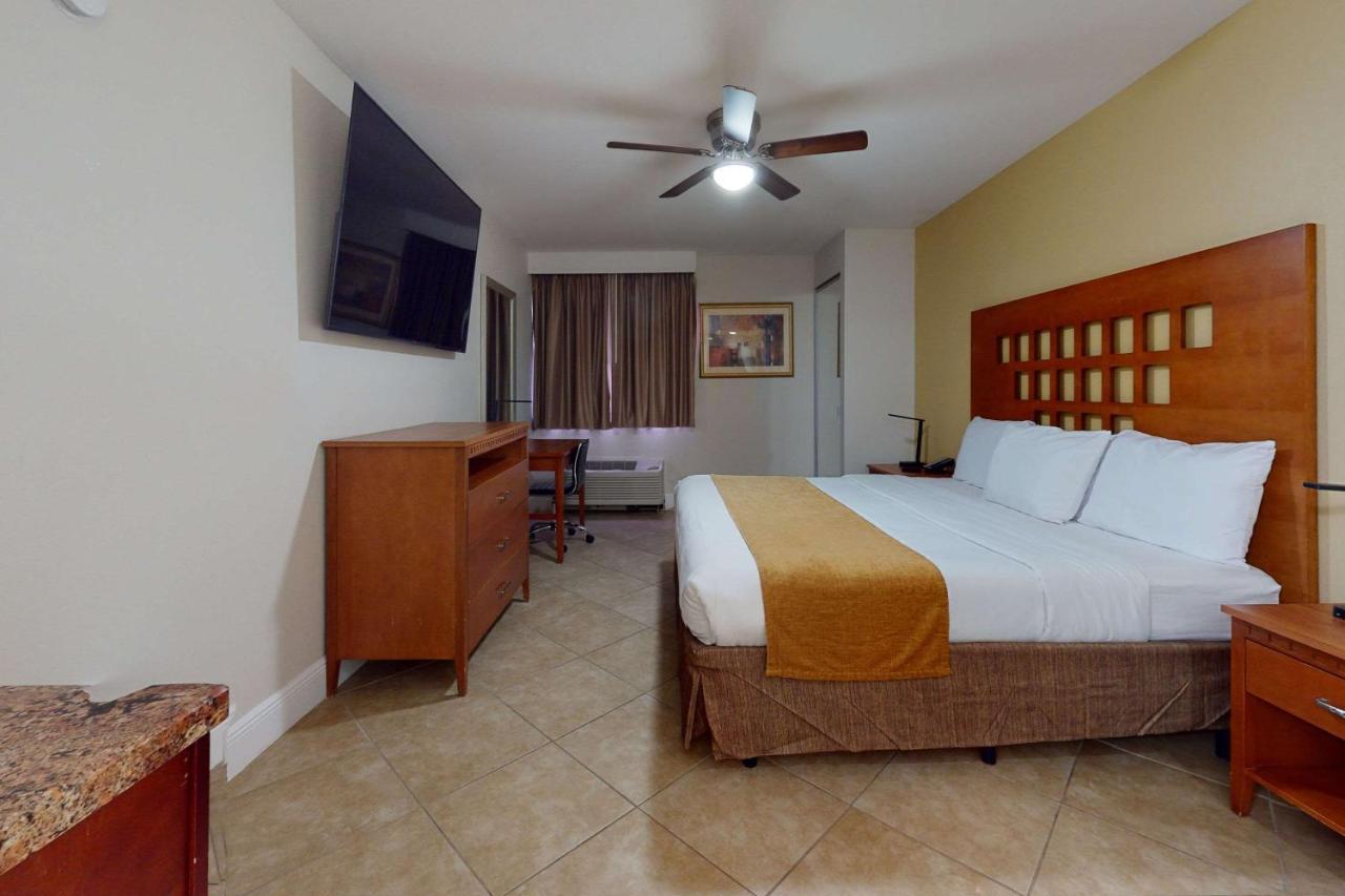 Rodeway Inn & Suites Fort Lauderdale Airport & Cruise Port Εξωτερικό φωτογραφία