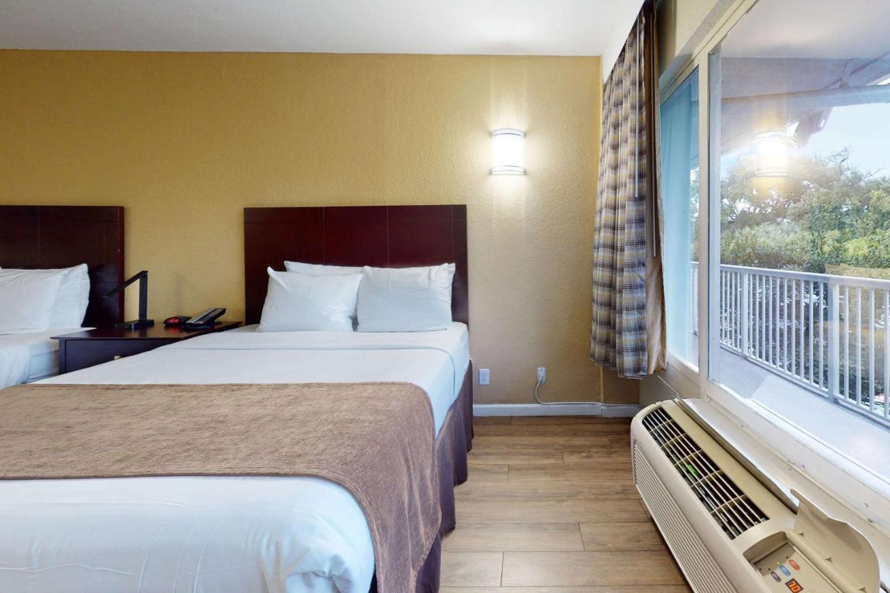 Rodeway Inn & Suites Fort Lauderdale Airport & Cruise Port Εξωτερικό φωτογραφία